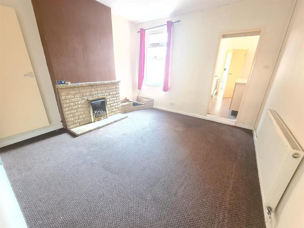 Raymond Road, Leicester 3 bed terraced house £850 pcm (£196 pw)