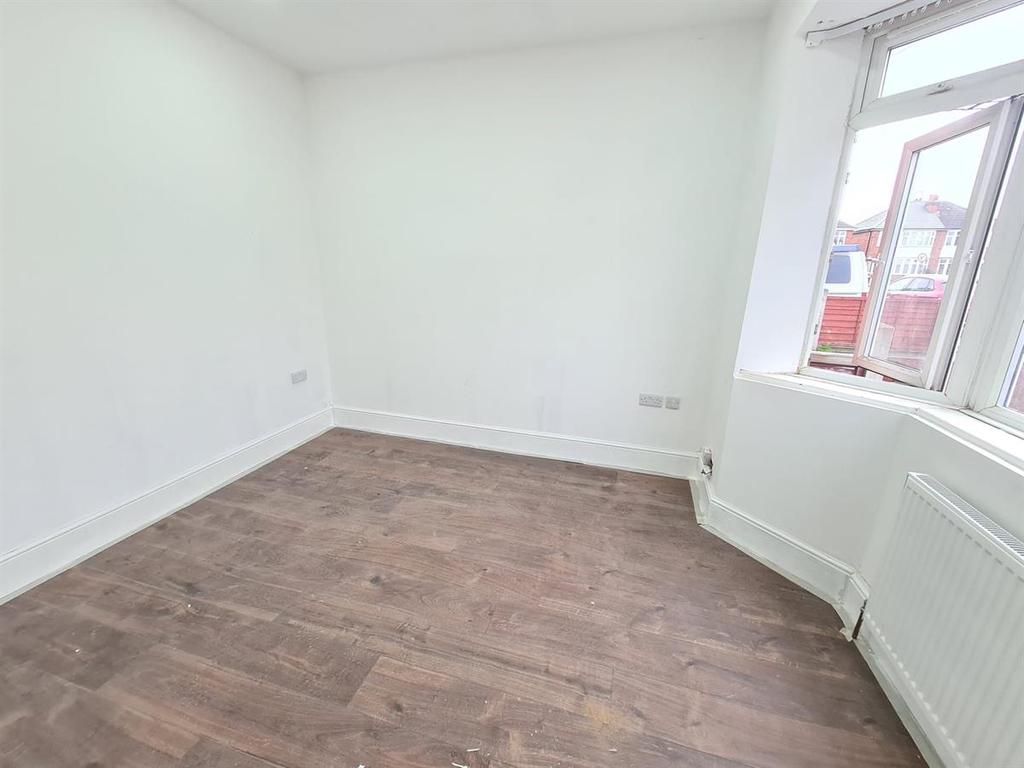 Shetland Road, Leicester 3 bed semidetached house £1,100 pcm (£254 pw)