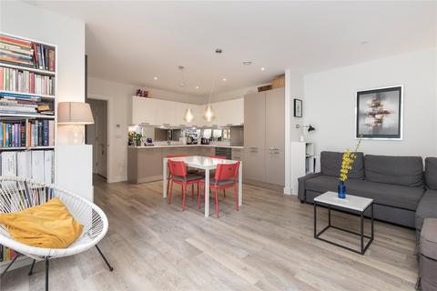 2 bedroom flat for sale - Wharf House, 2 Brewery Lane, Twickenham
