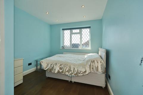 6 Kingsbridge Road, Morden, SM4 4PS