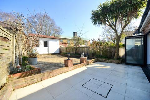6 Kingsbridge Road, Morden, SM4 4PS