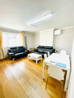 2 bedroom flat to rent, Suffolk Road,  Ilford, IG3
