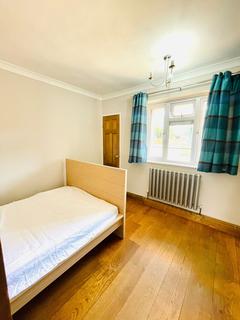 2 bedroom flat to rent, Suffolk Road,  Ilford, IG3