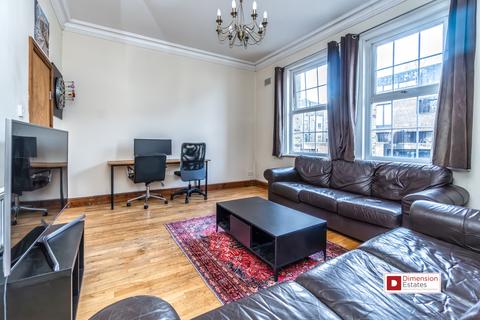 4 bedroom maisonette to rent, Jenner Road, Stokenewington, North London, N16