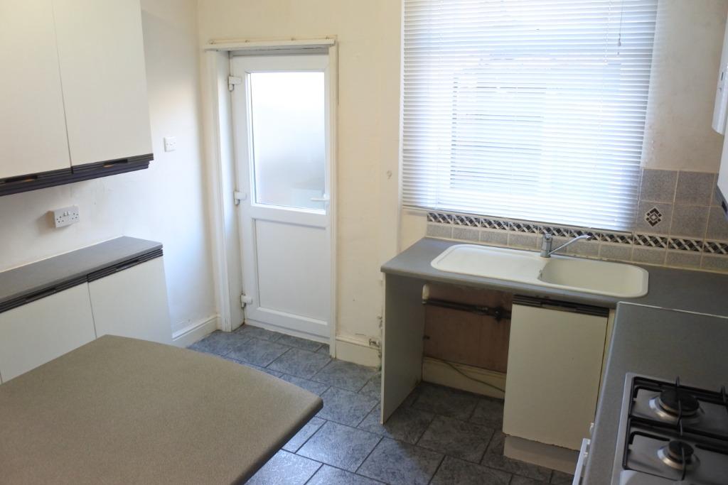 Grantley Street, Grantham, NG31 2 bed terraced house for sale £90,000