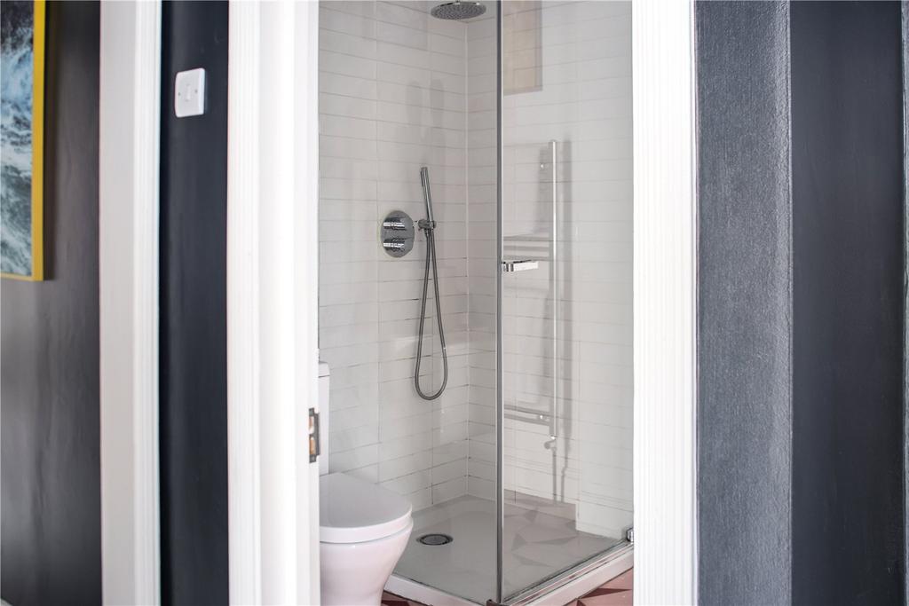 Shower-Room