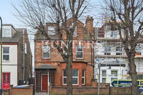 17 Connaught Road, London, NW10 9AJ