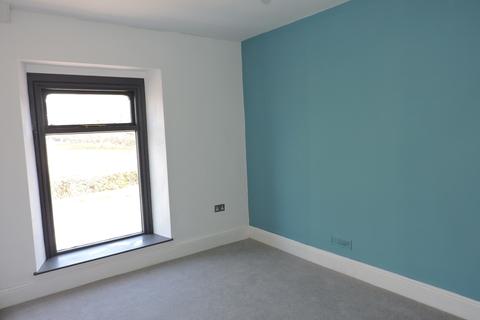 84 Bolgoed Road, Pontarddulais, Swansea, SA4 8JF