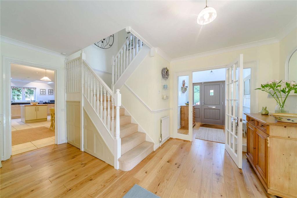 Speen Lane, Speen, Newbury, RG14 4 bed detached house £1,200,000