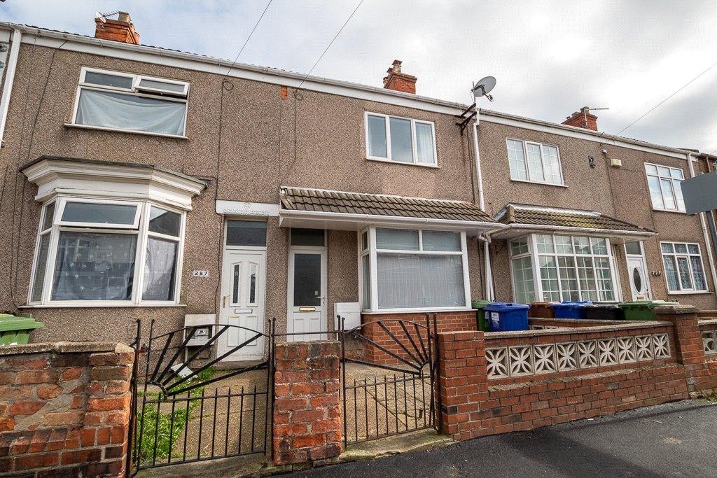 Heneage Road, Grimsby, Lincolnshire, DN32 3 bed terraced house £575