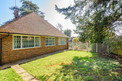 6 Fernhill, Oxshott, Leatherhead, KT22 0JH