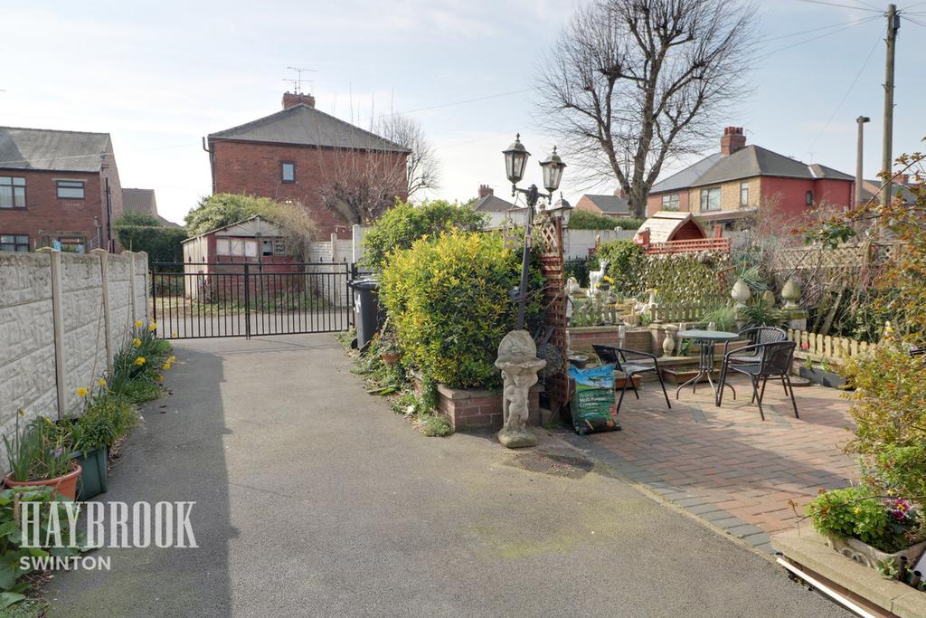 Brookfield Avenue, Mexborough 3 bed detached house £200,000