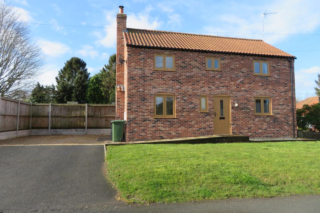 Mill Lane, Marham PE33 3 bed detached house to rent £1,200 pcm (£277 pw)