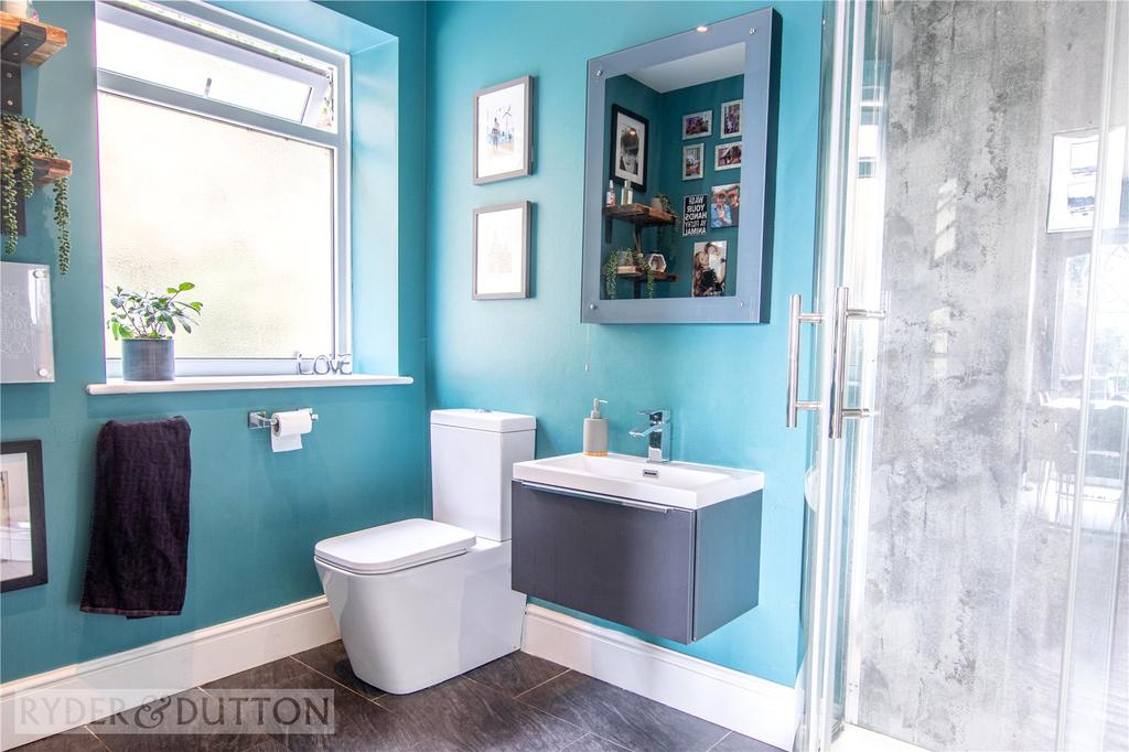 Ground Floor Shower