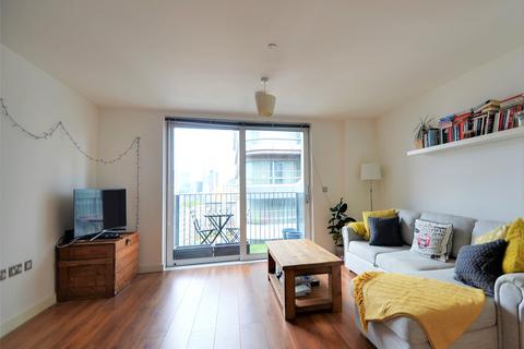 1 bedroom flat to rent, Aquarelle House, 259 City Road, Angel, London