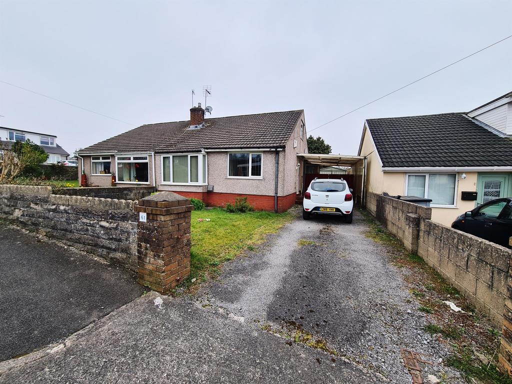 Red Roofs Close, Pencoed, Bridgend... 2 bed semidetached bungalow £