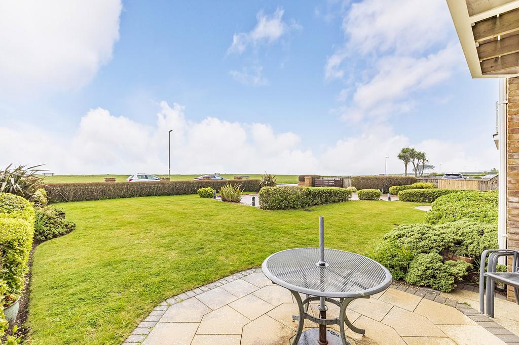 18 Marine Drive, Barton On Sea, Hampshire. BH25 7QP 2 bed flat £495,000