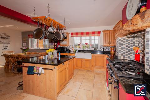 4 bedroom detached house for sale - Maidford Road, Farthingstone NN12
