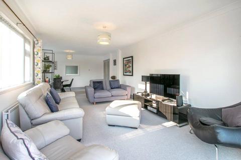 3 bedroom apartment for sale, Overbury Road, Lower Parkstone, Poole, Dorset, BH14