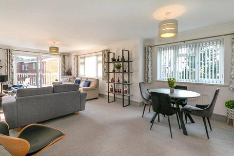 3 bedroom apartment for sale, Overbury Road, Lower Parkstone, Poole, Dorset, BH14