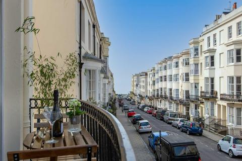 1 bedroom flat to rent, Waterloo Street, Hove