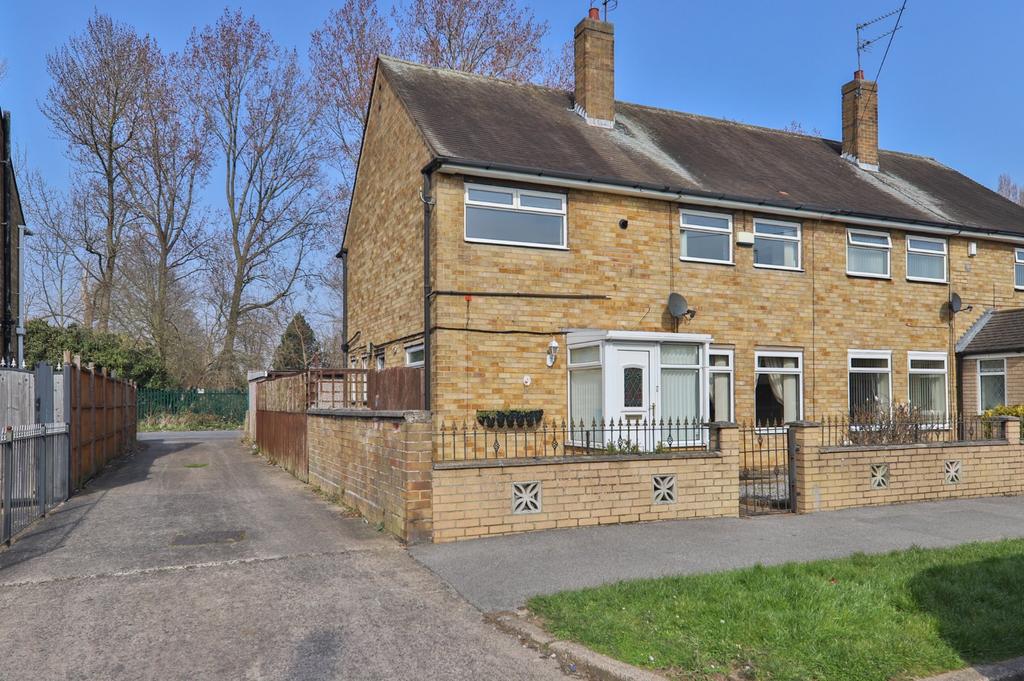 Netherton Road, Hull, East Yorkshire... 4 bed semidetached house £