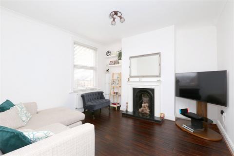 2 bedroom duplex to rent - Friern Barnet Road, London, N11