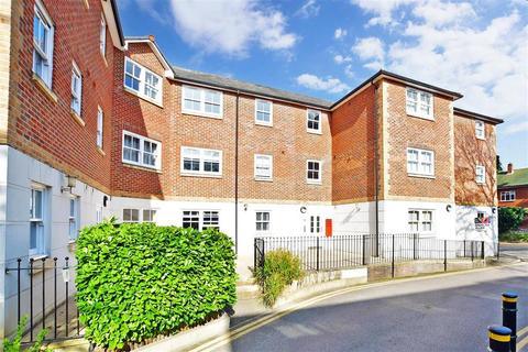 4 Hemnall Mews, Epping, CM16 4LJ