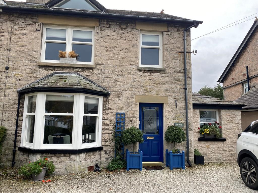 11 Cove Road, Silverdale, Carnforth, Lancashire, LA5 0RR 4 bed semi