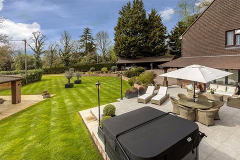 Brookfield Farmhouse Bracknell Road, Warfield, Bracknell, RG42 6BH