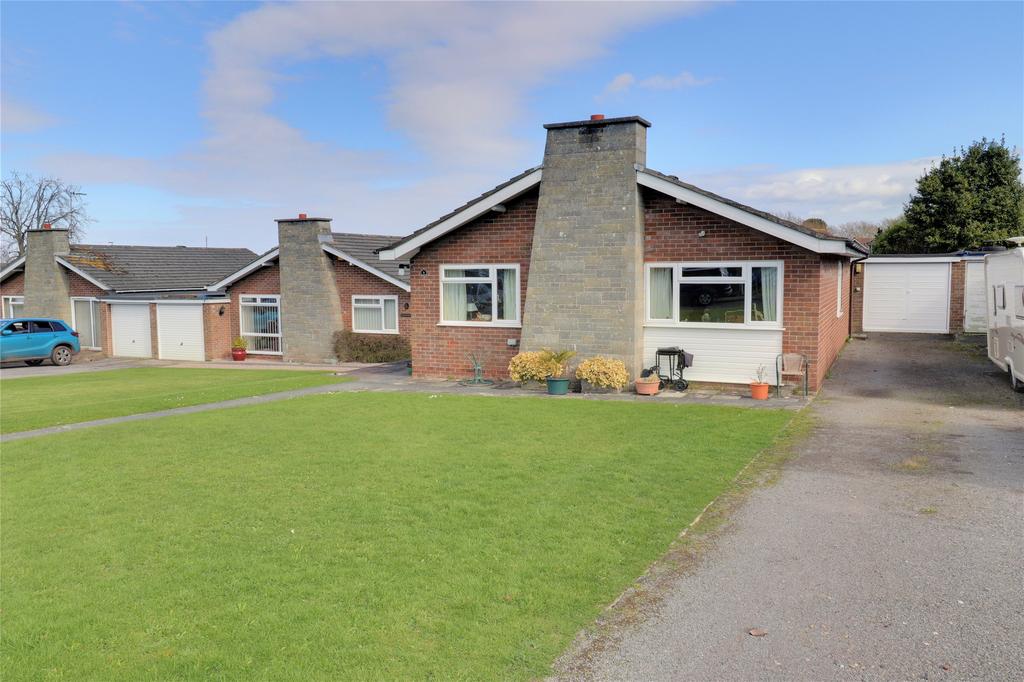 Dunster Close, Minehead... 2 bed bungalow £345,000