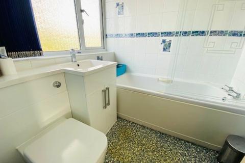 33 Green Lane, Shirley, Solihull, B90 1AP