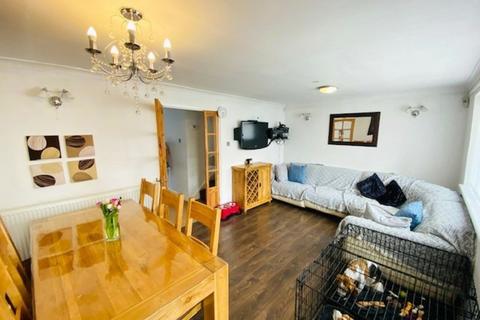 33 Green Lane, Shirley, Solihull, B90 1AP