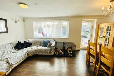 33 Green Lane, Shirley, Solihull, B90 1AP