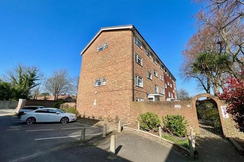 16 Beacon Grove, Carshalton, SM5 3BA