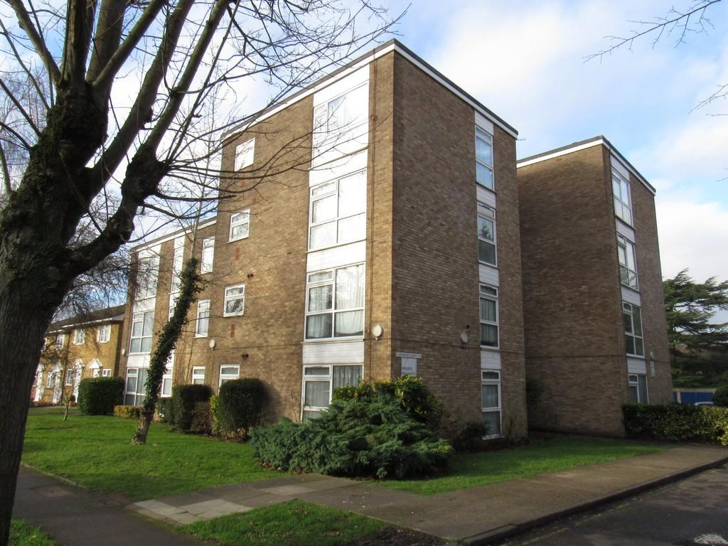Hawthorn Road, South Wallington 2 bed apartment £260,000