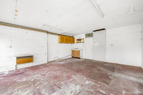 17 Tristan Square, London, SE3 9UB