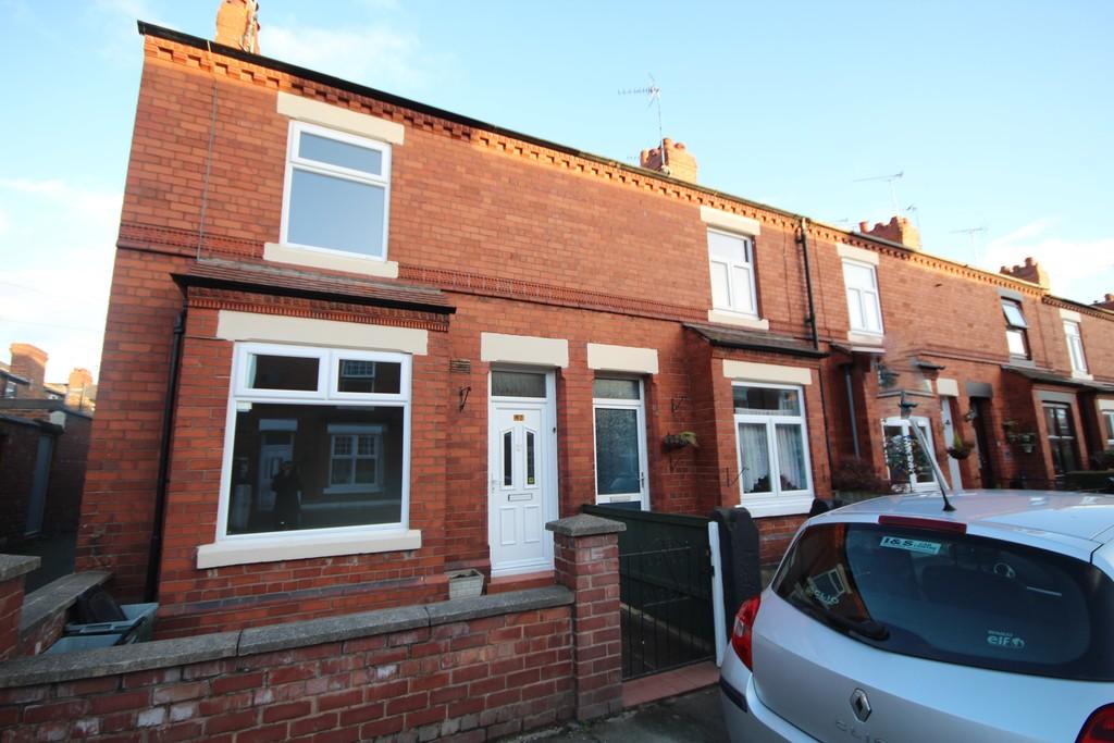 Faulkner Street, Hoole 3 bed end of terrace house £900 pcm (£208 pw)