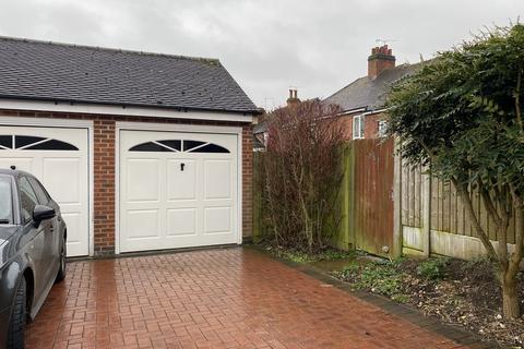 3 bedroom semi-detached house for sale, Henhurst Hill, Burton-on-Trent