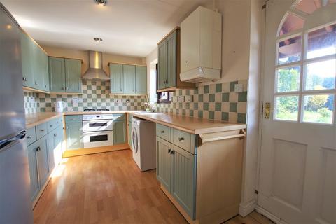 7 Sandpiper Drive, Uttoxeter, ST14 8TA