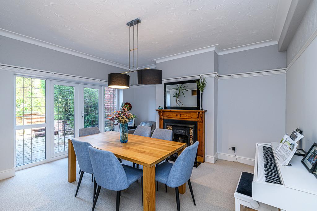 London Road, Appleton, Warrington, Cheshire 4 bed semidetached house £425,000