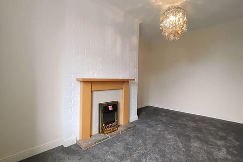 1 bedroom terraced house to rent, Jester Place, Queensbury