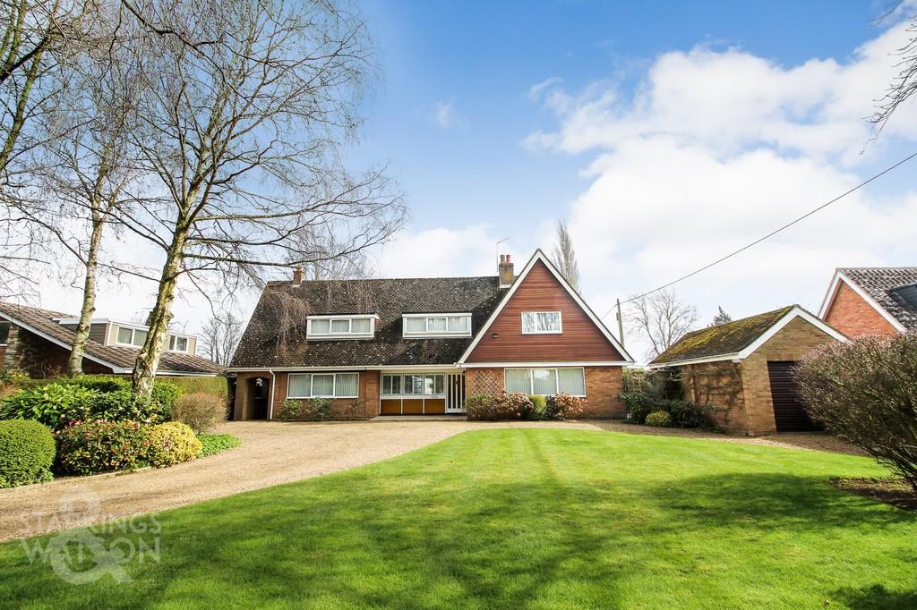 Framingham Lane, Bramerton, Norwich 4 bed chalet £600,000