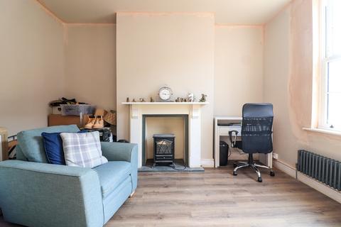 27 Albert Road, Tamworth, B79 7JS
