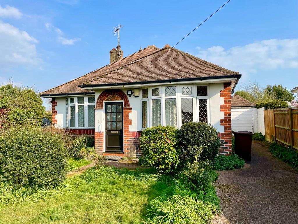 Amberley Road, Rustington 2 bed detached bungalow £499,950