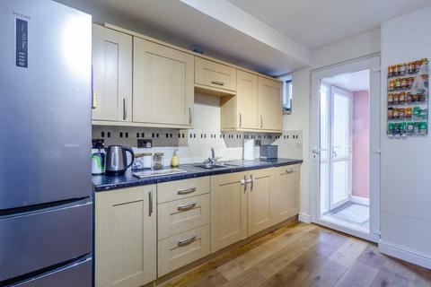 52 Berthon Road, Little Mill, Pontypool, NP4 0HL