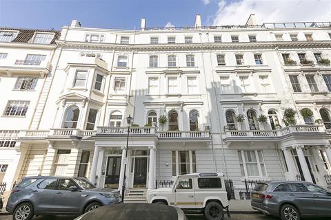2 bedroom flat for sale - Cornwall Gardens, SW7