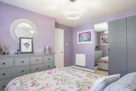 3 Bishops Mead, Mathern, Chepstow, NP16 6HR