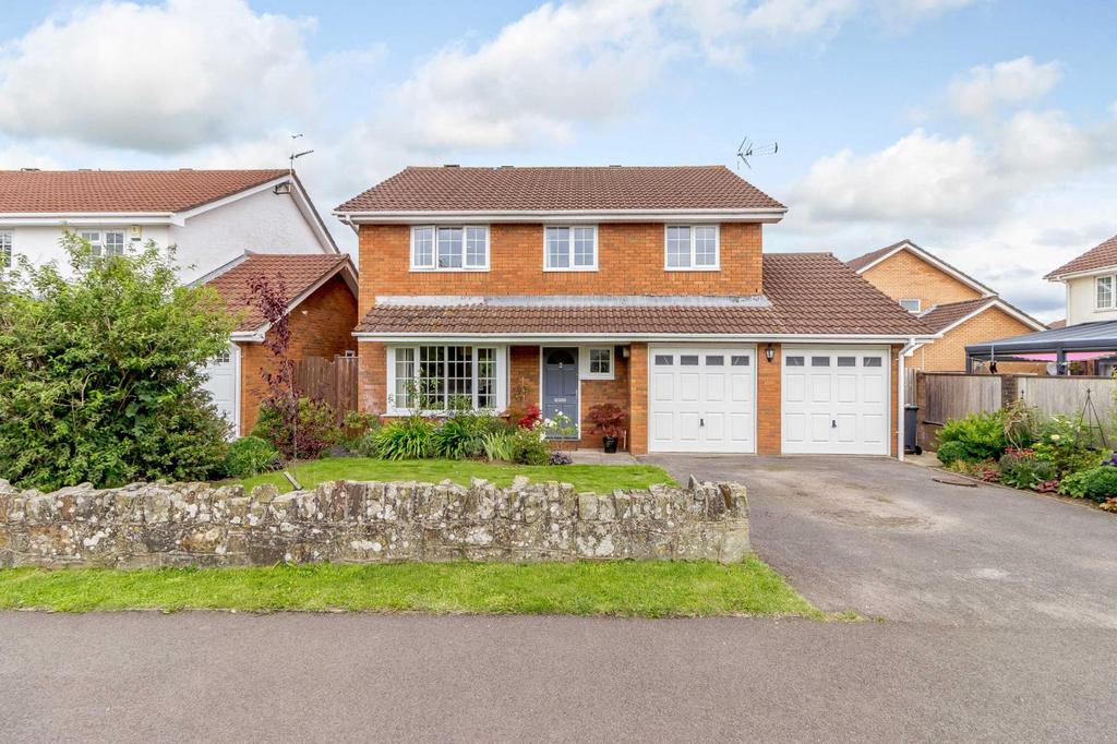 Wyelands View, Mathern, Near Chepstow 4 bed detached house £480,000