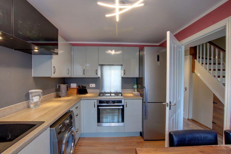 Harpswell Avenue, Woodrow North, Redditch 3 bed end of terrace house